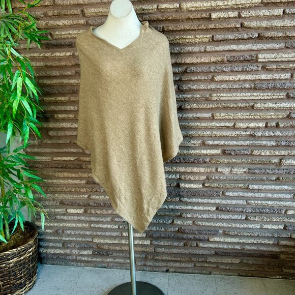 Tan Camel Cashmere Cape Shrug Poncho One Size Made in Nepal - Picture 3 of 5